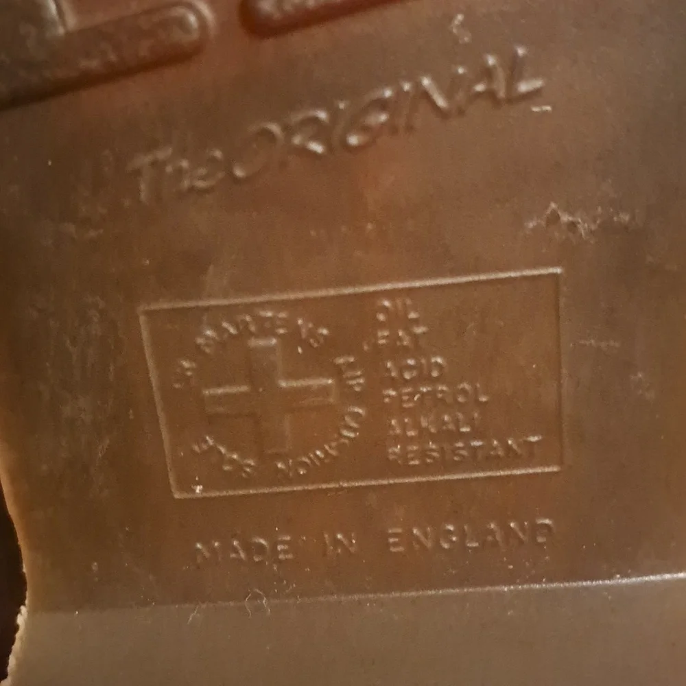 Vintage Dr. Martens Made In England - Picture 8 of 9